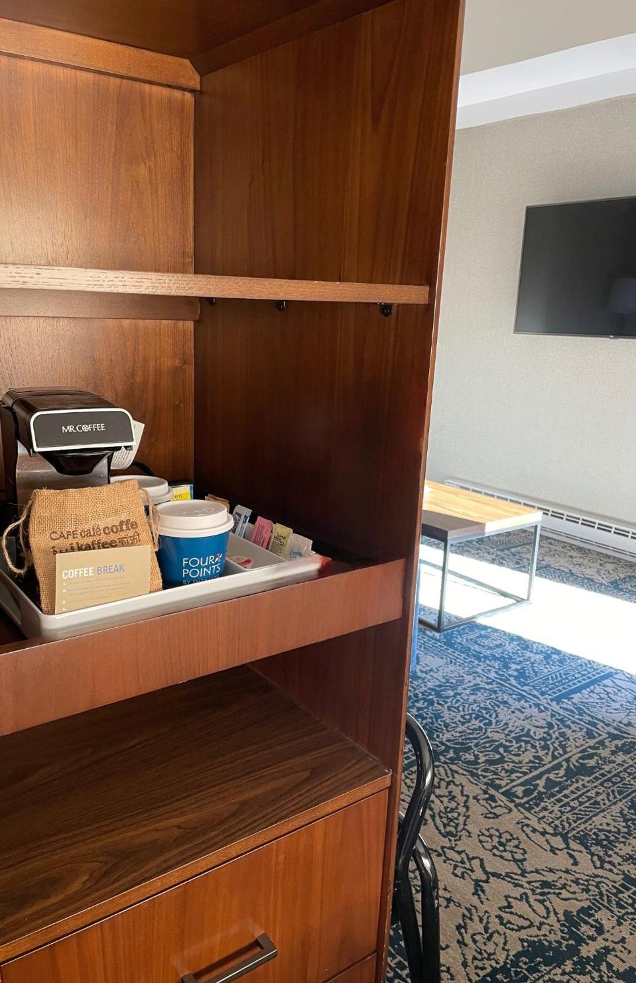 Four Points By Sheraton Norwood Conference Center Εξωτερικό φωτογραφία