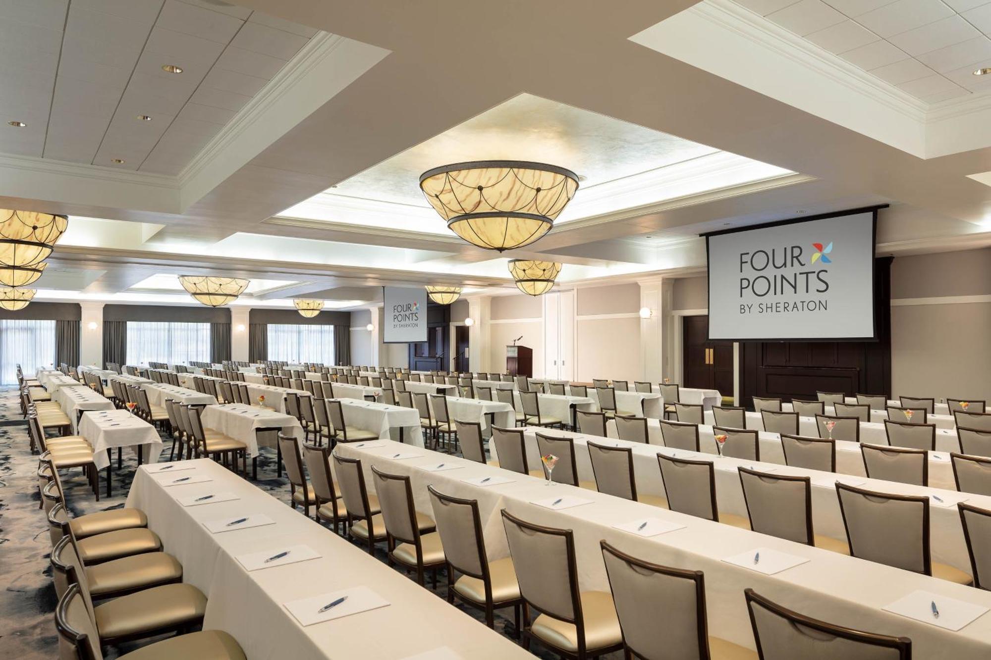 Four Points By Sheraton Norwood Conference Center Εξωτερικό φωτογραφία
