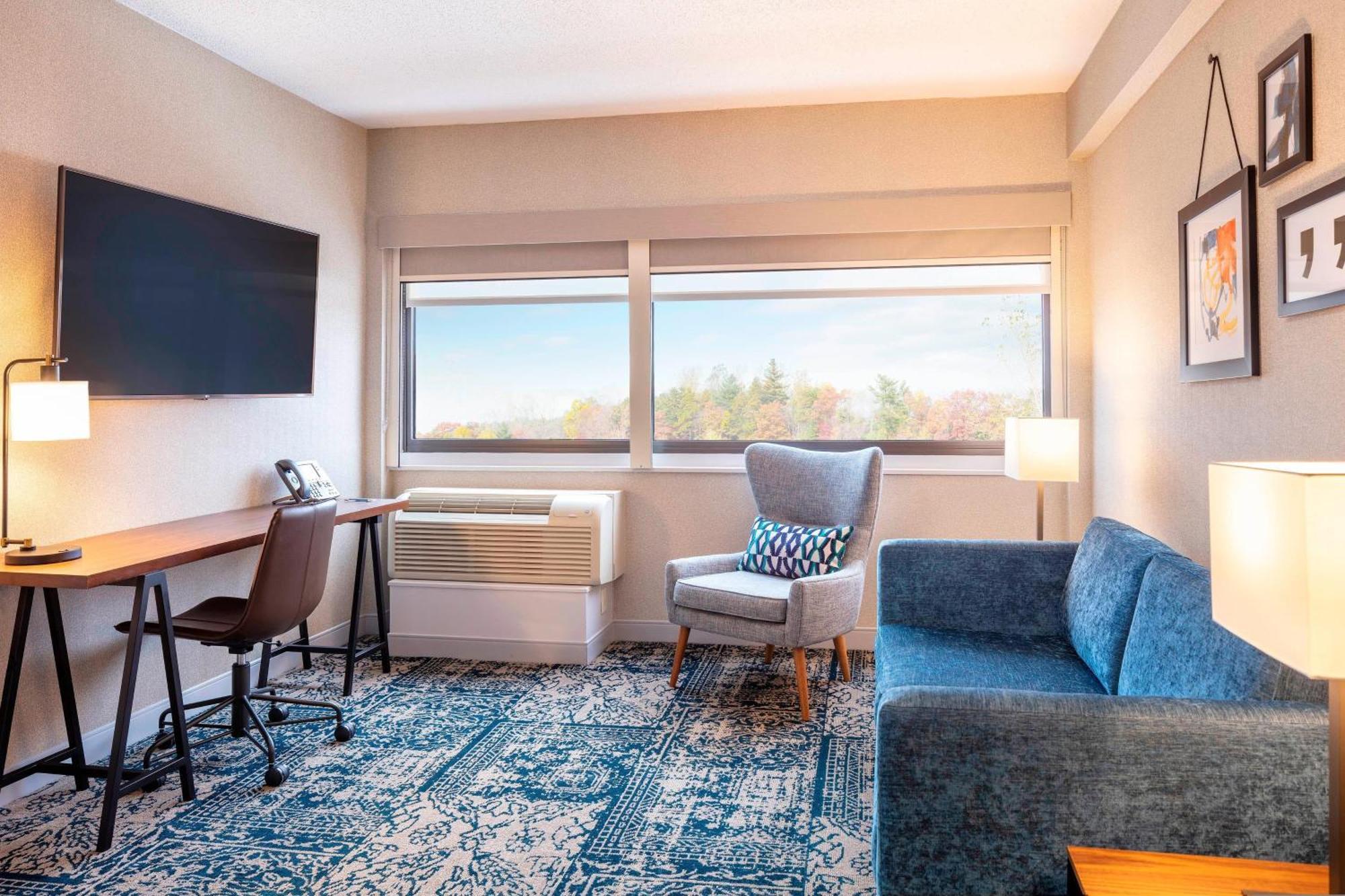 Four Points By Sheraton Norwood Conference Center Εξωτερικό φωτογραφία