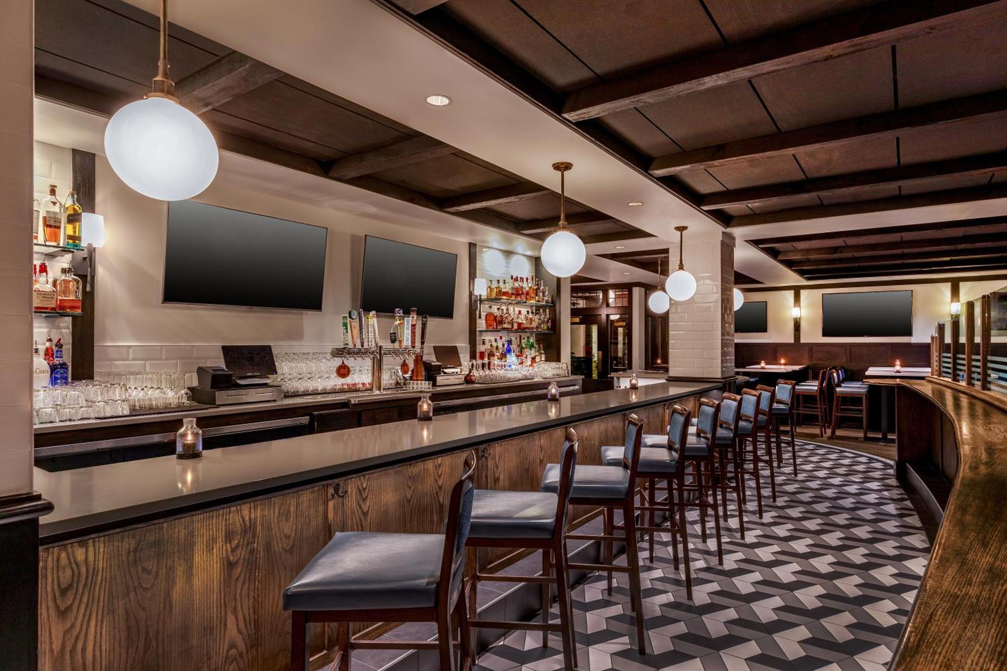 Four Points By Sheraton Norwood Conference Center Εξωτερικό φωτογραφία