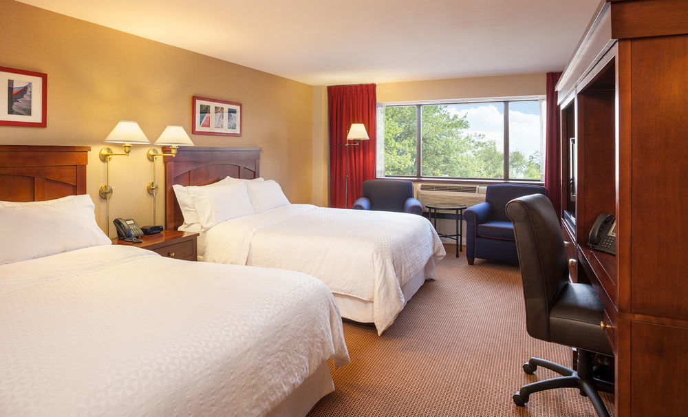 Four Points By Sheraton Norwood Conference Center Εξωτερικό φωτογραφία